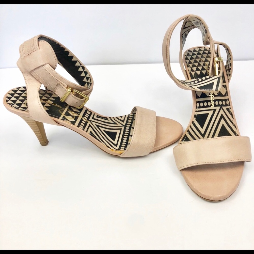 Jessica Simpson Blush ankle strap heels